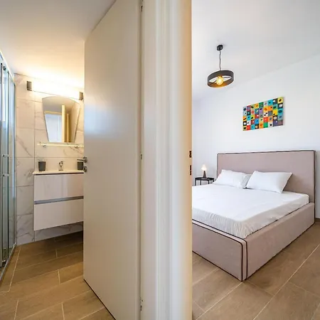 דירה Peaceful Seaview Suite In Larnaca Center *