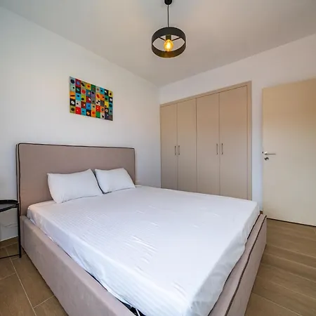 Apartment Peaceful Seaview Suite In Larnaca Center *